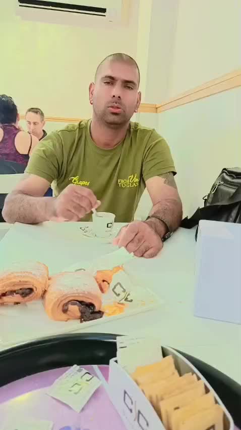 @banidhillon0