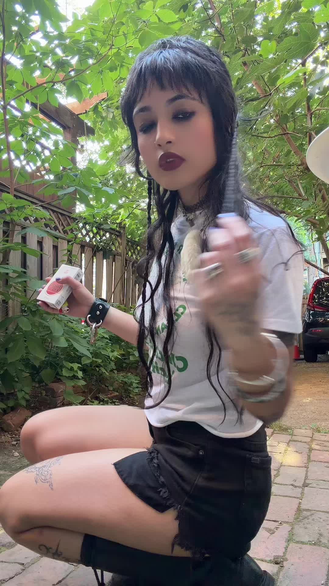 @ismariika_