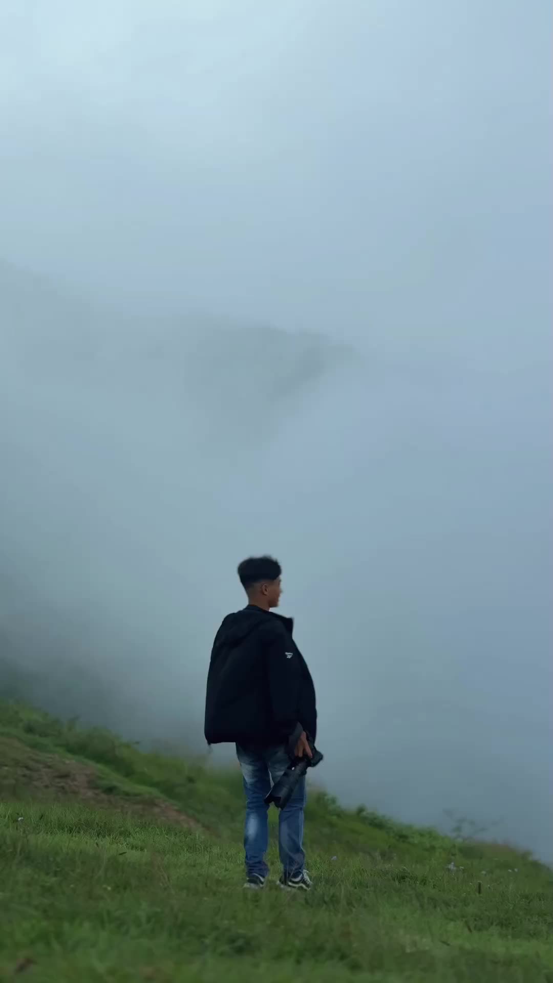 @️