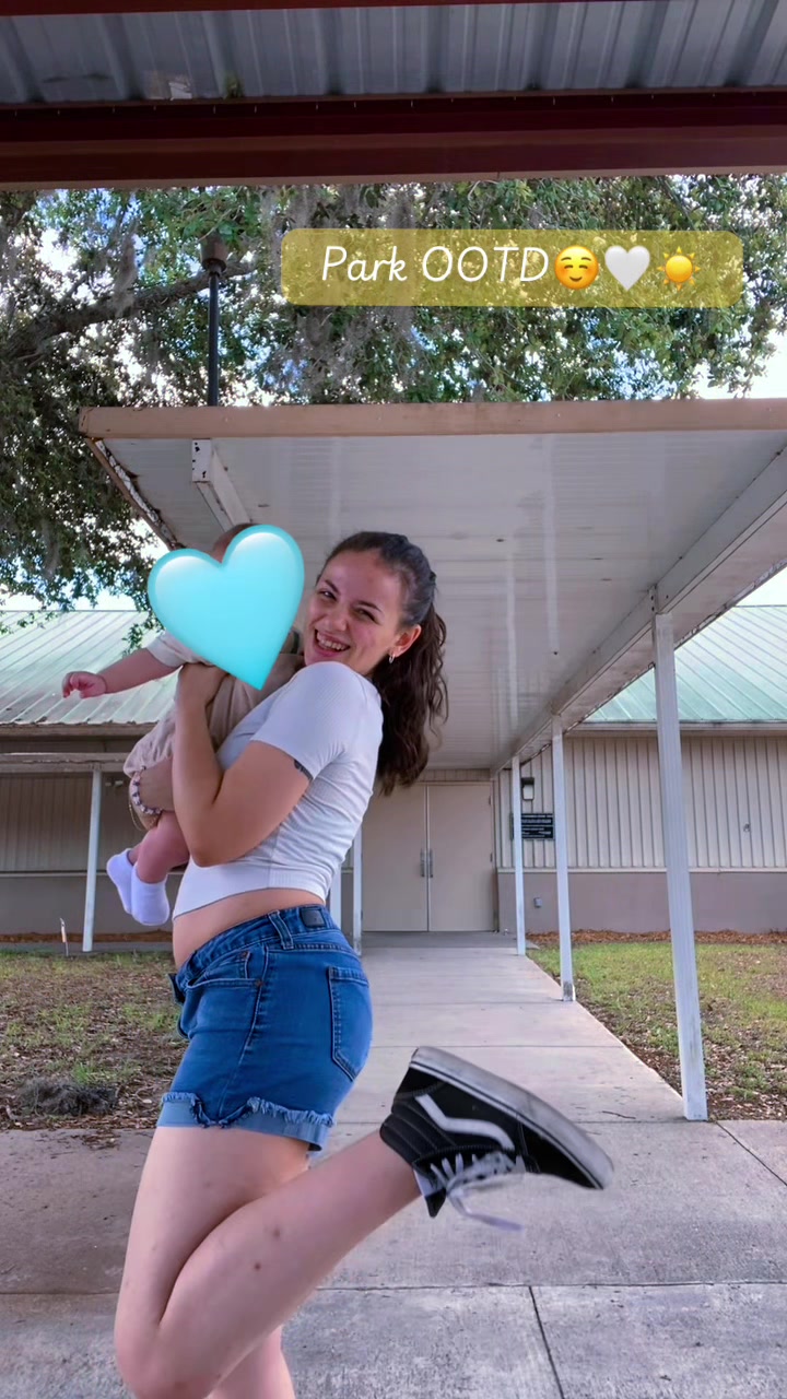 @𝒜𝓁𝓎𝓈𝓈𝒶🍄&zwj;🟫🍯👜⚜️✨