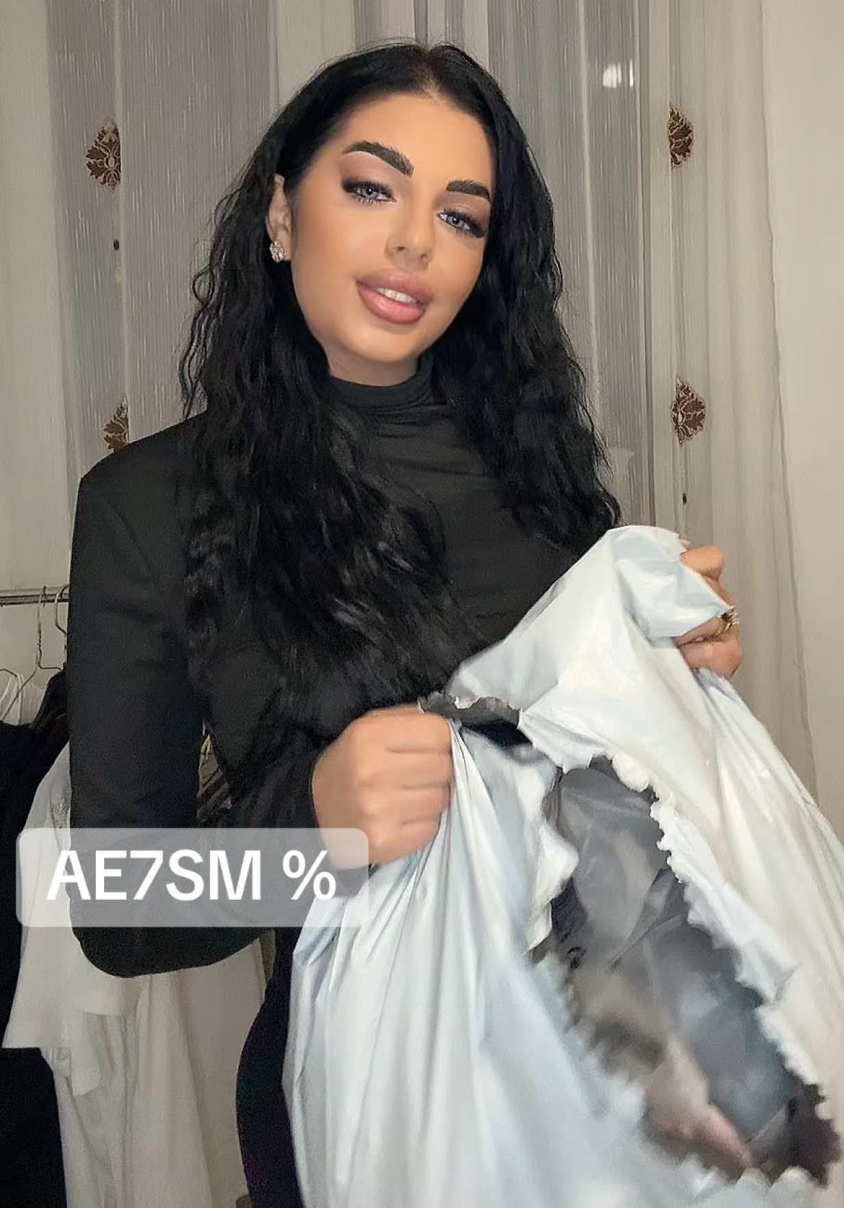 @𝐵𝒴𝒜|𝐵𝐸𝐿𝐿𝒴 𝒟𝒜𝒩𝒞𝐸𝑅