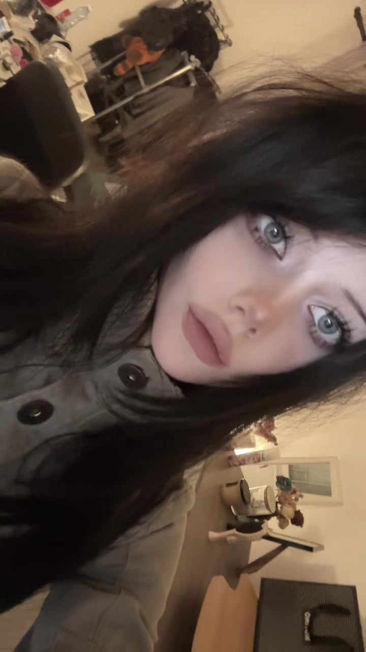 @🧛🏻♀️