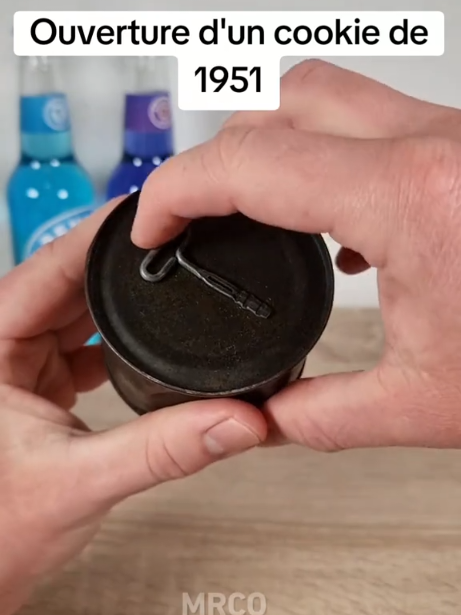 @MrCO