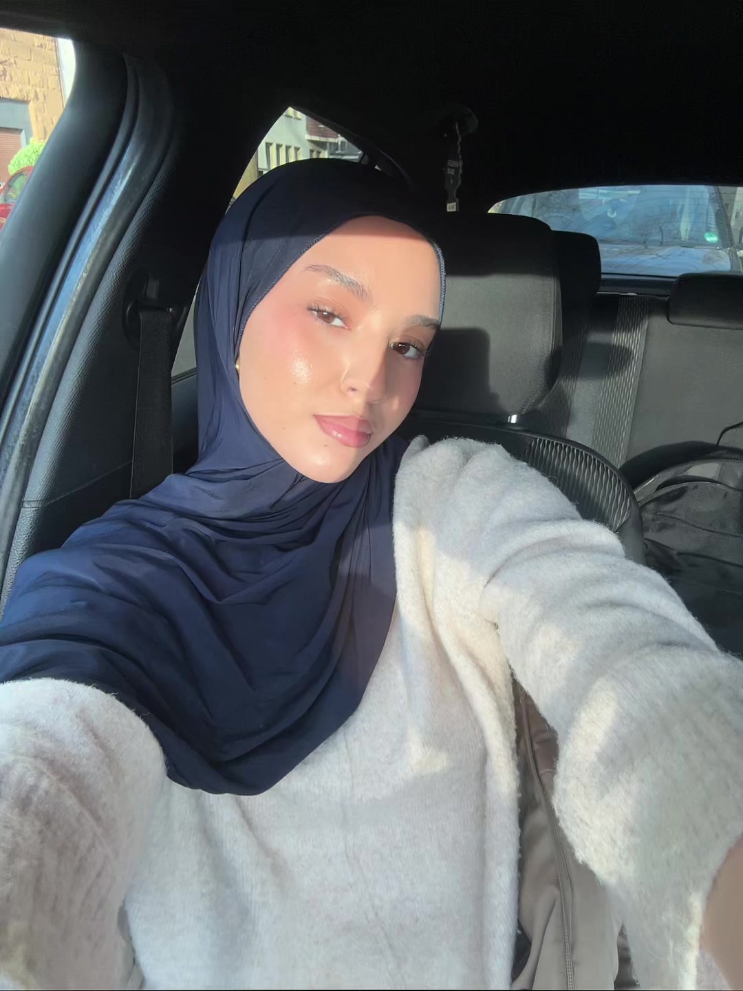 @rayan.hlyy