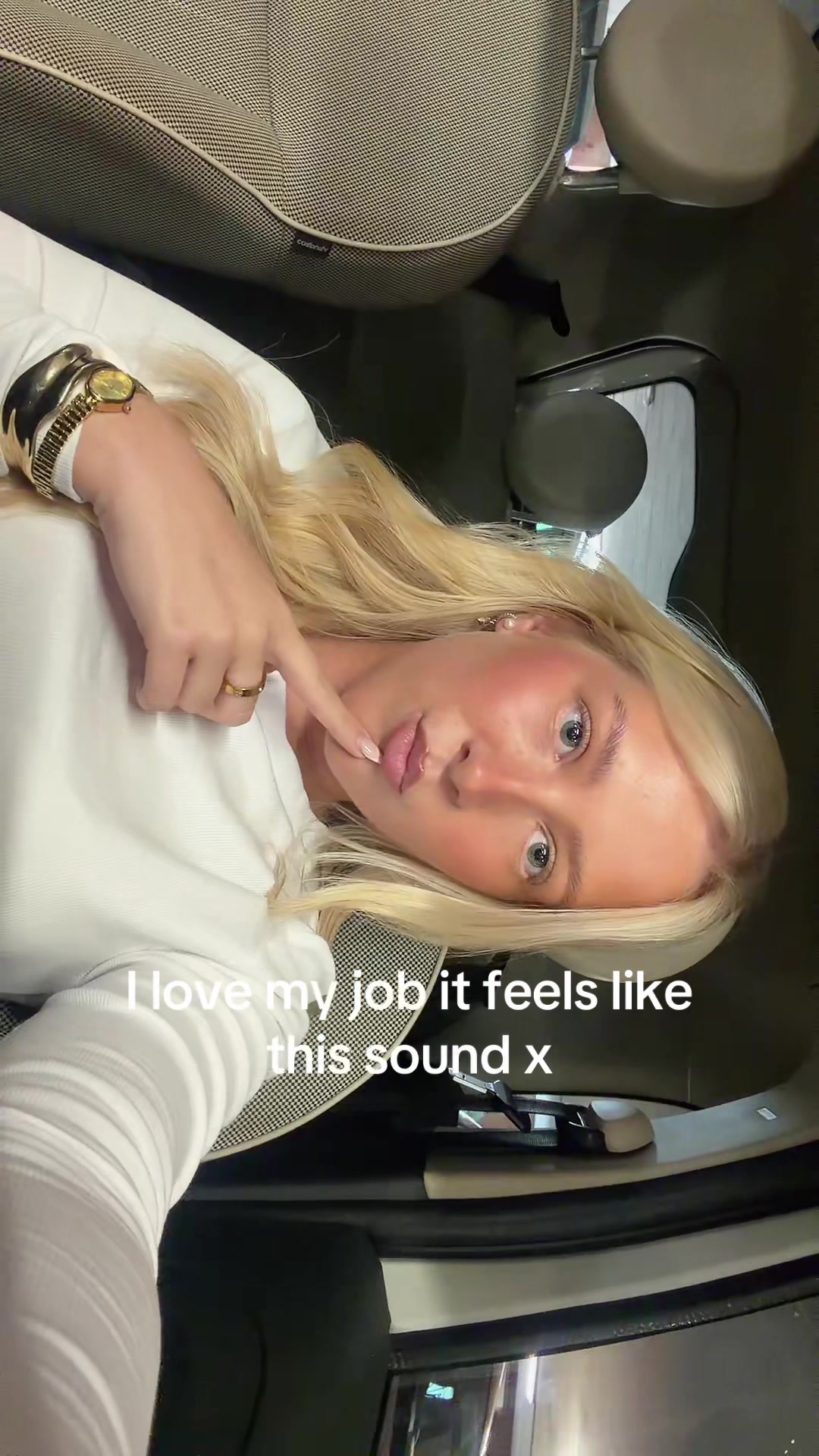 @sofiaaa🐥