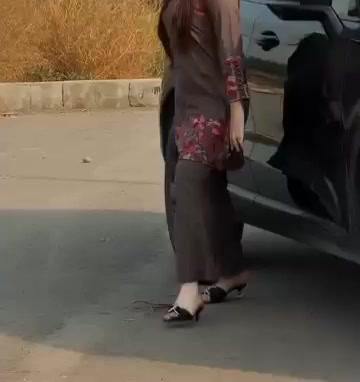 @Cute pathani