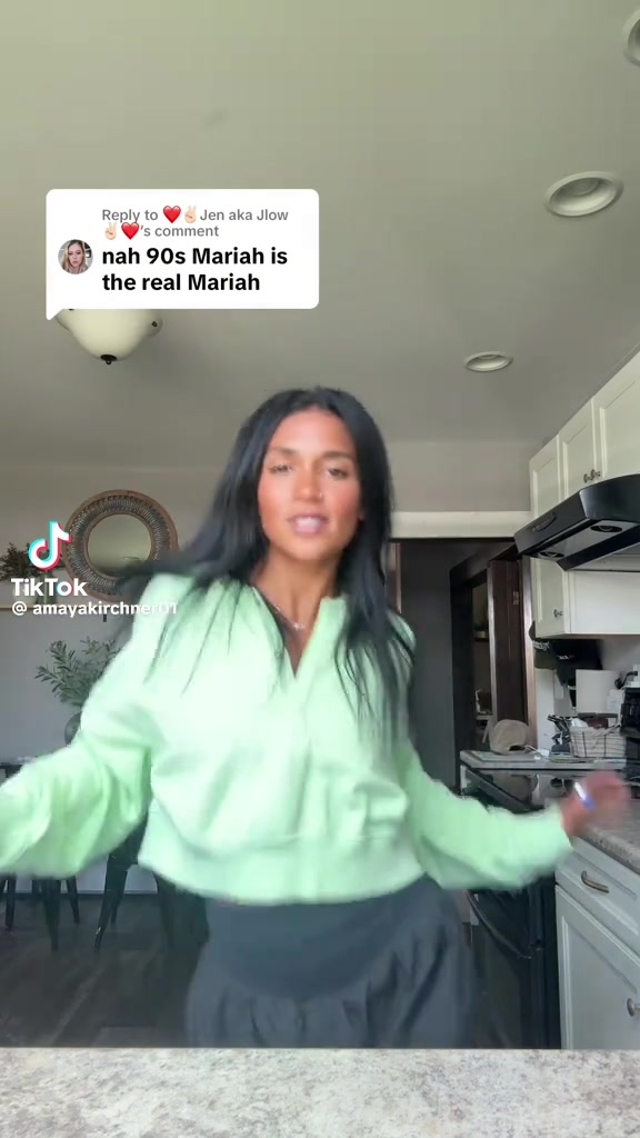 @TheGirlInTheGreenScarf