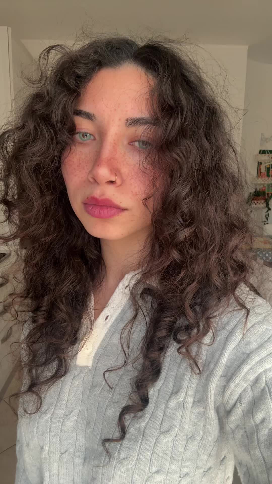 @Holmes_Sara