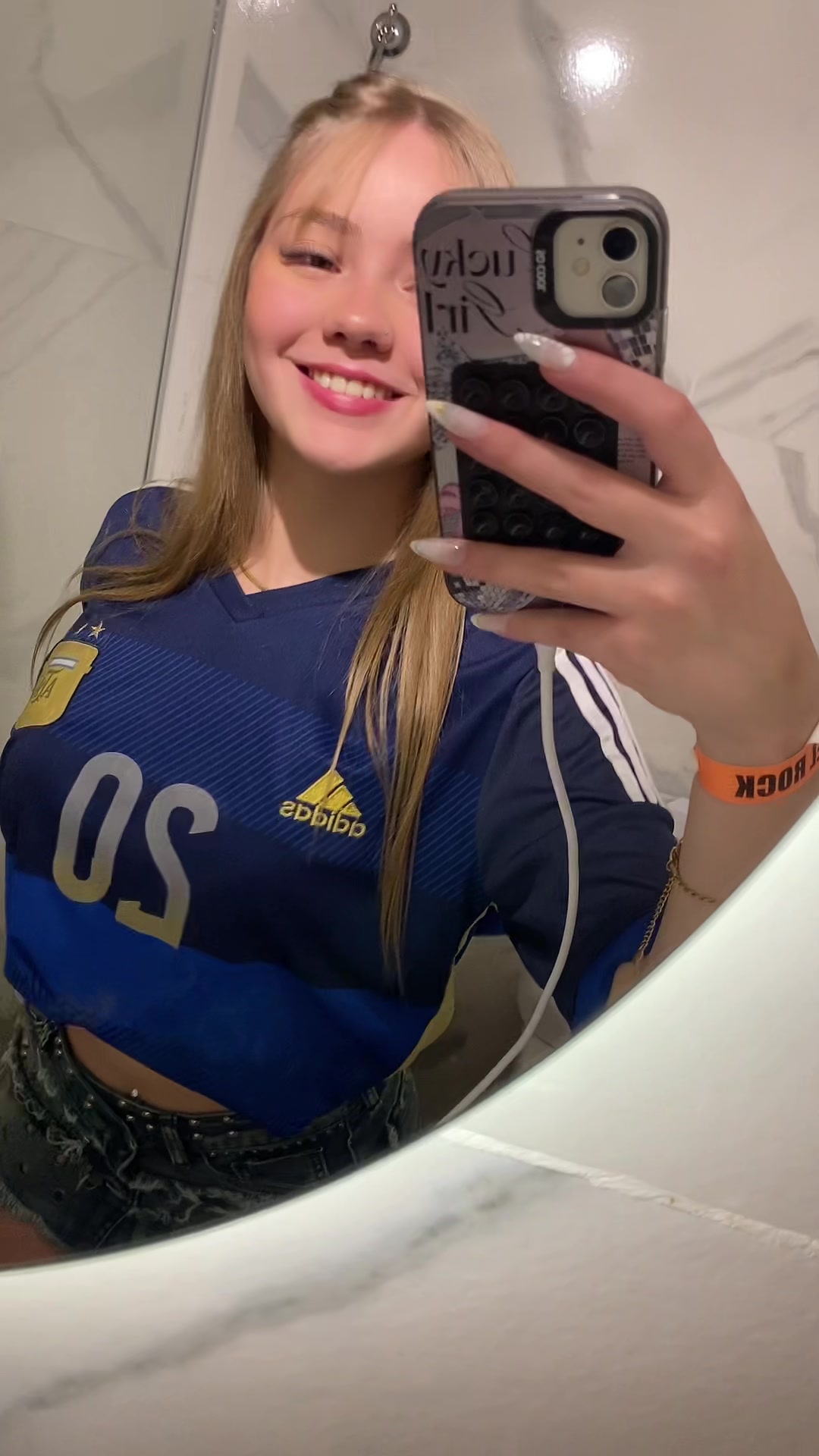 @𝒪. ᥫ᭡