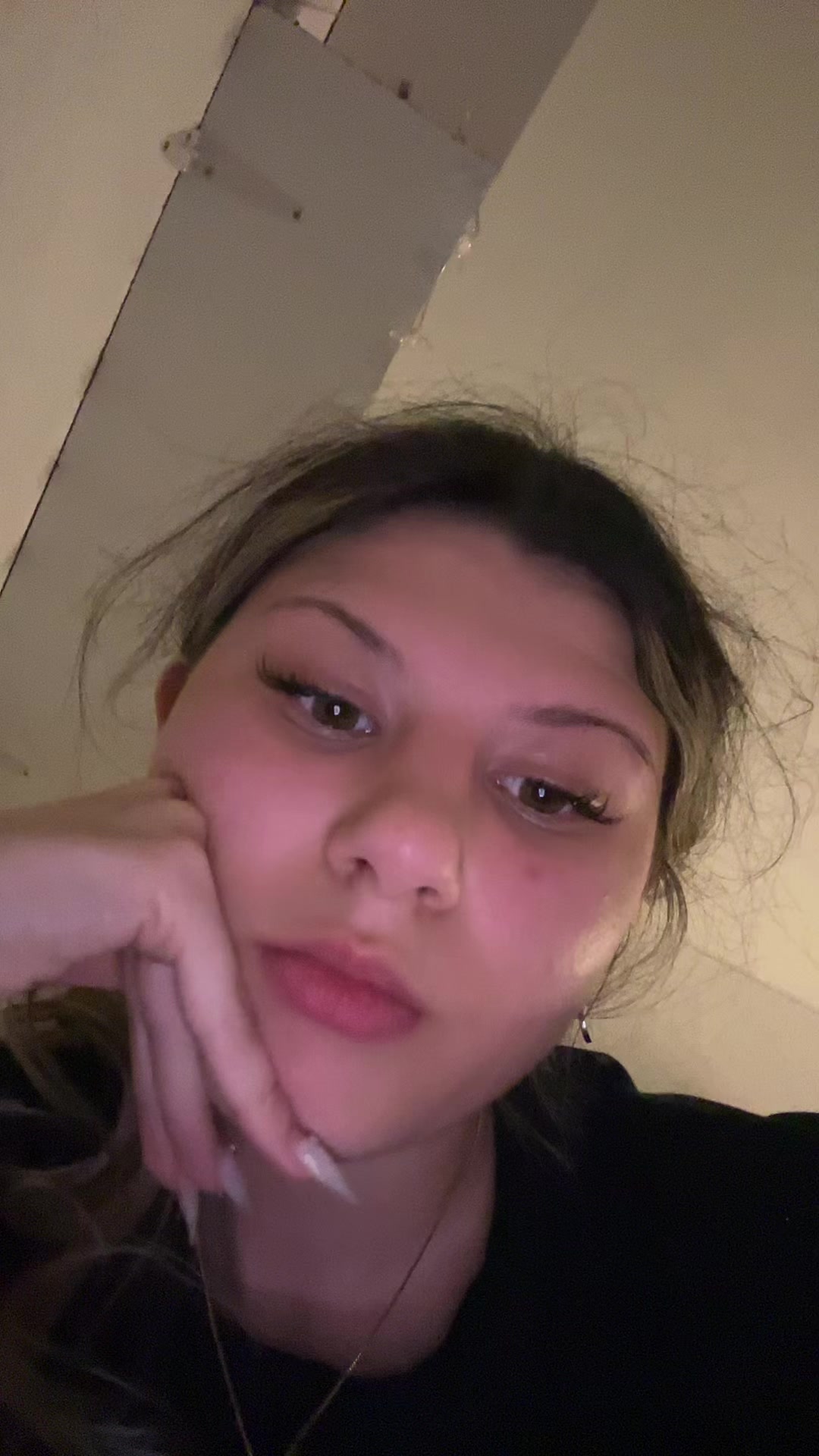 @<3