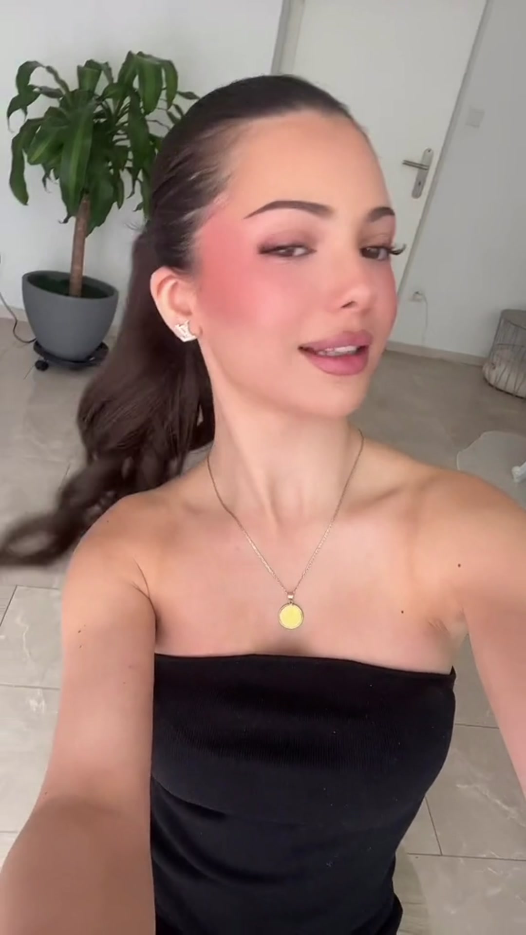 @sara.sn
