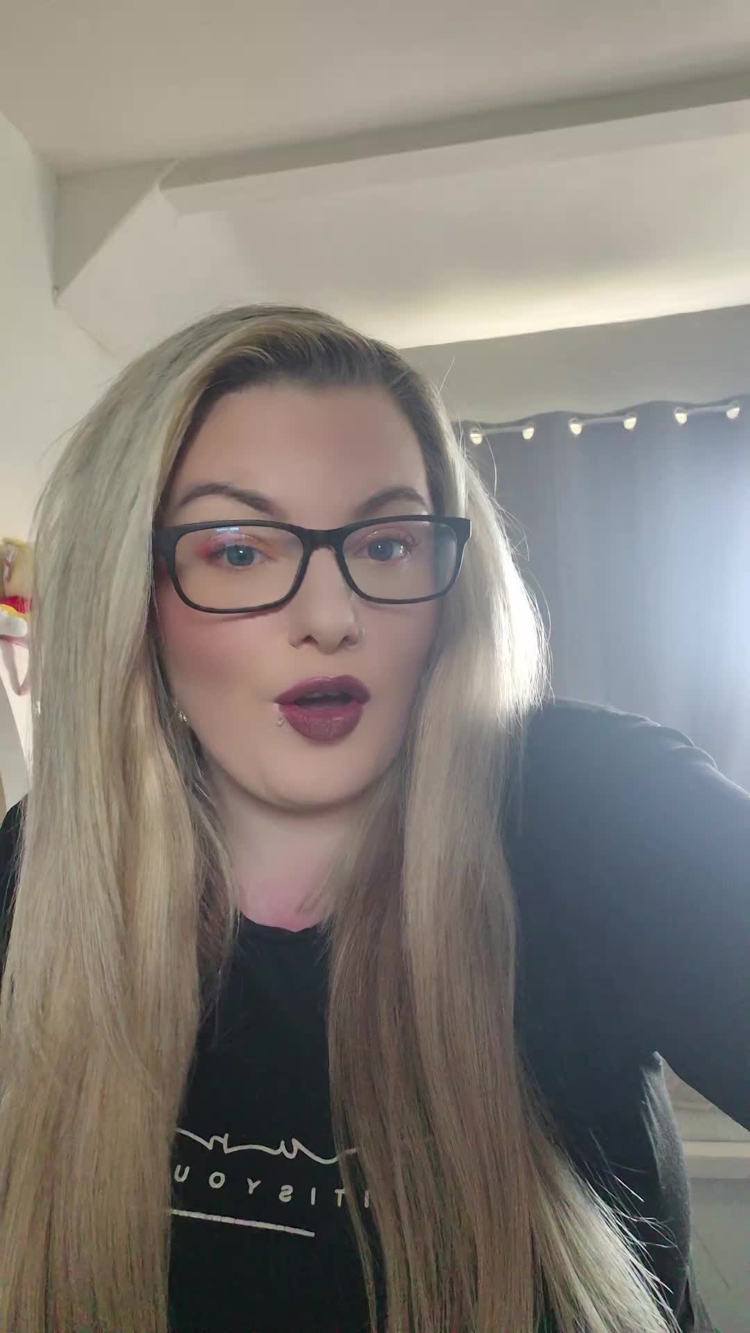 @Nikki-Louise993