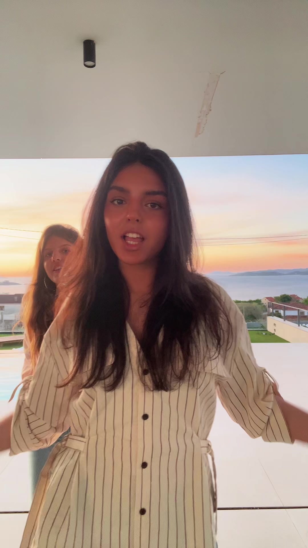 @adrianagago