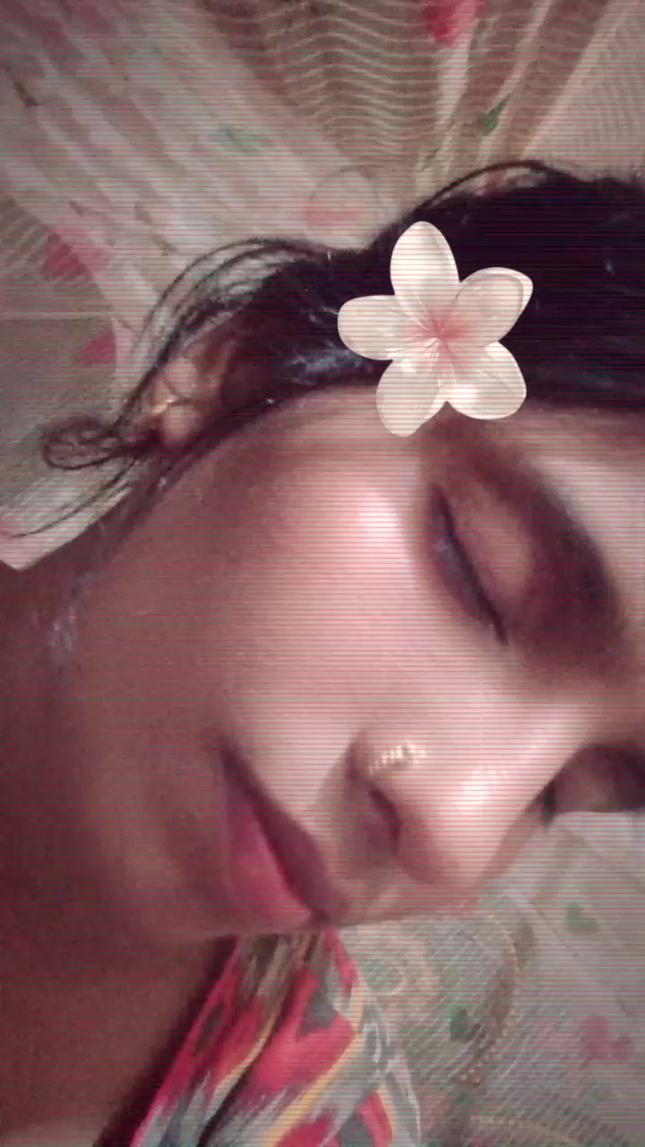 @Queen Nishu❣️❣️