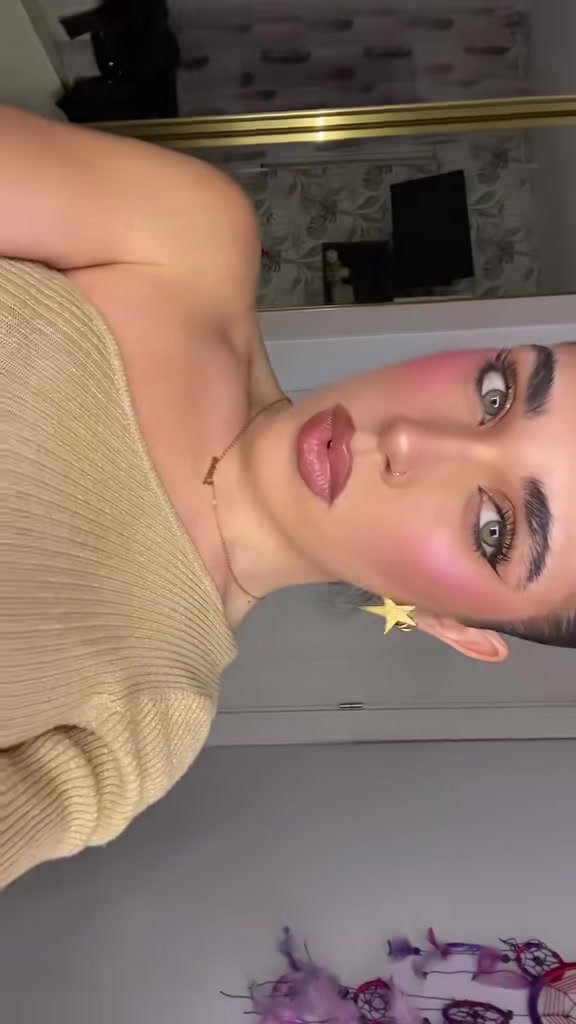 @lauriss