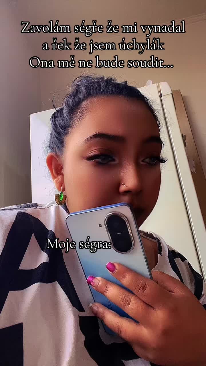 @🌸DeŁa&ntilde;cy Kmeťov&aacute; 🌸