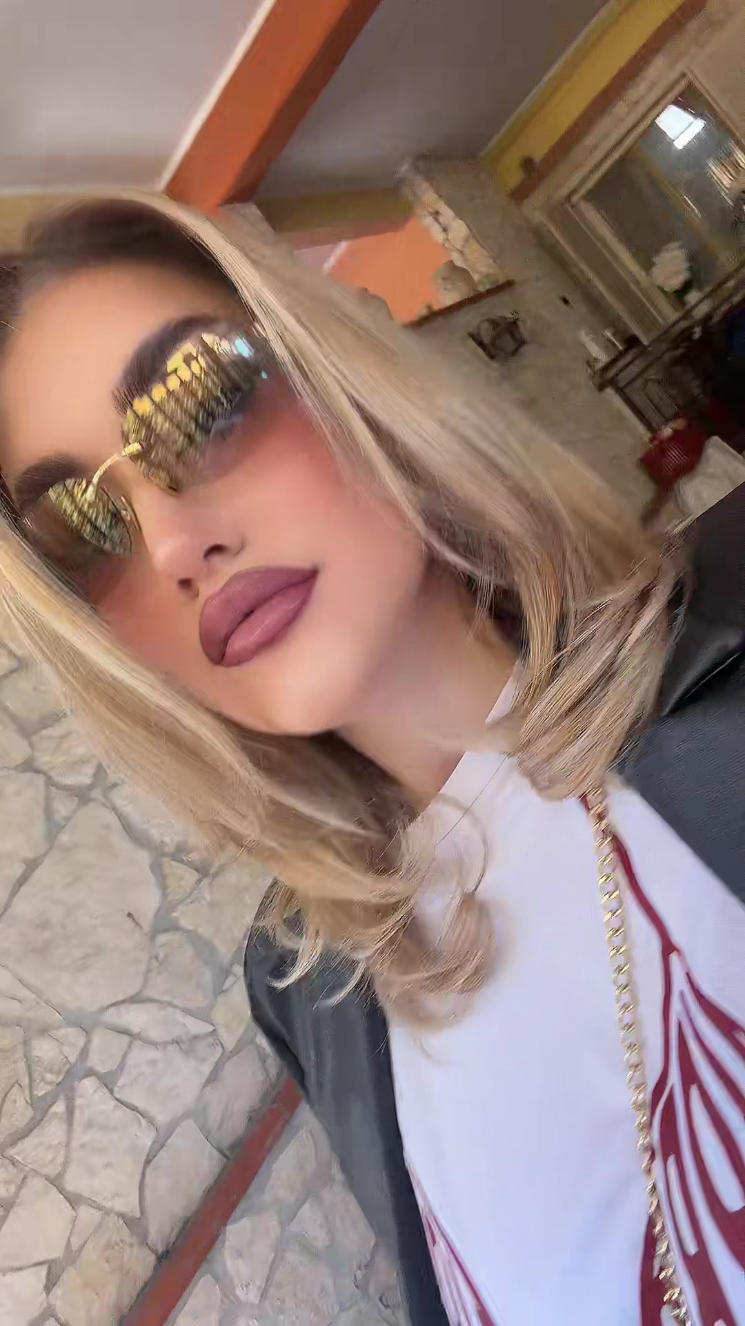 @_adelfinadiana_mua