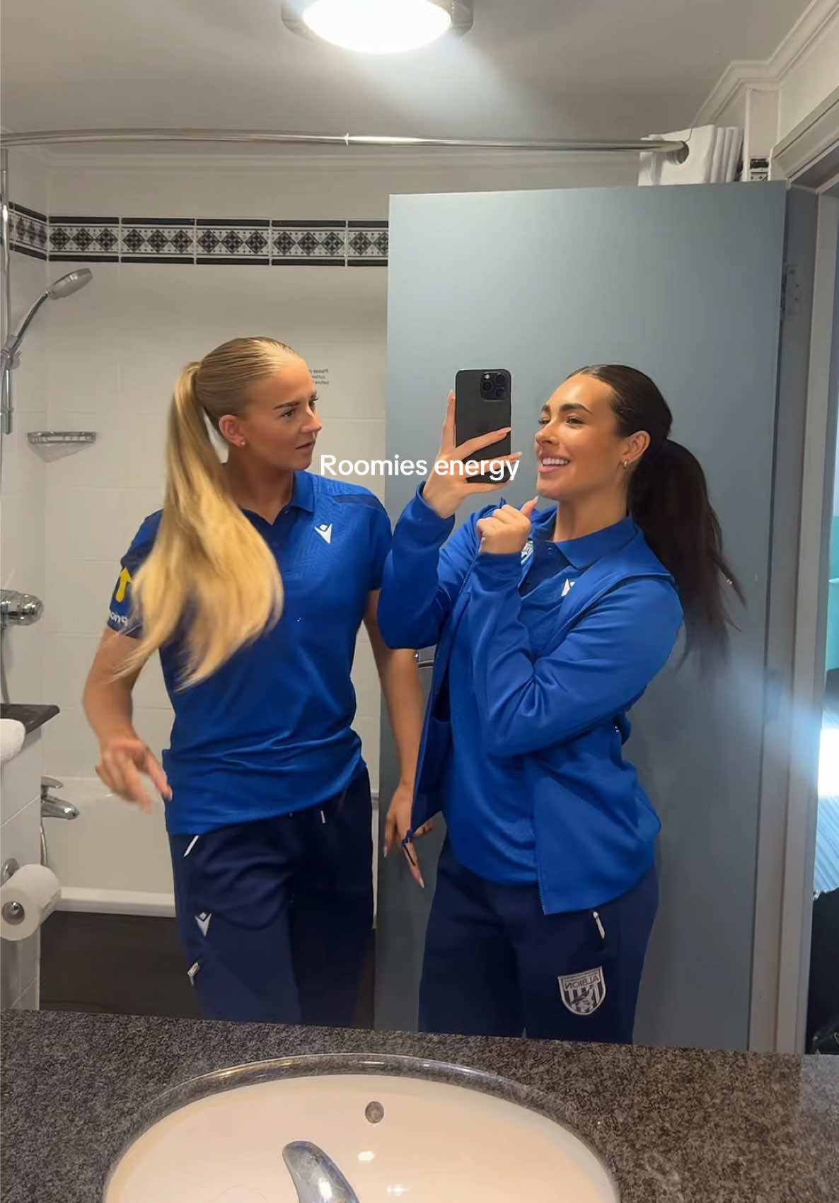 @taramaekirk10
