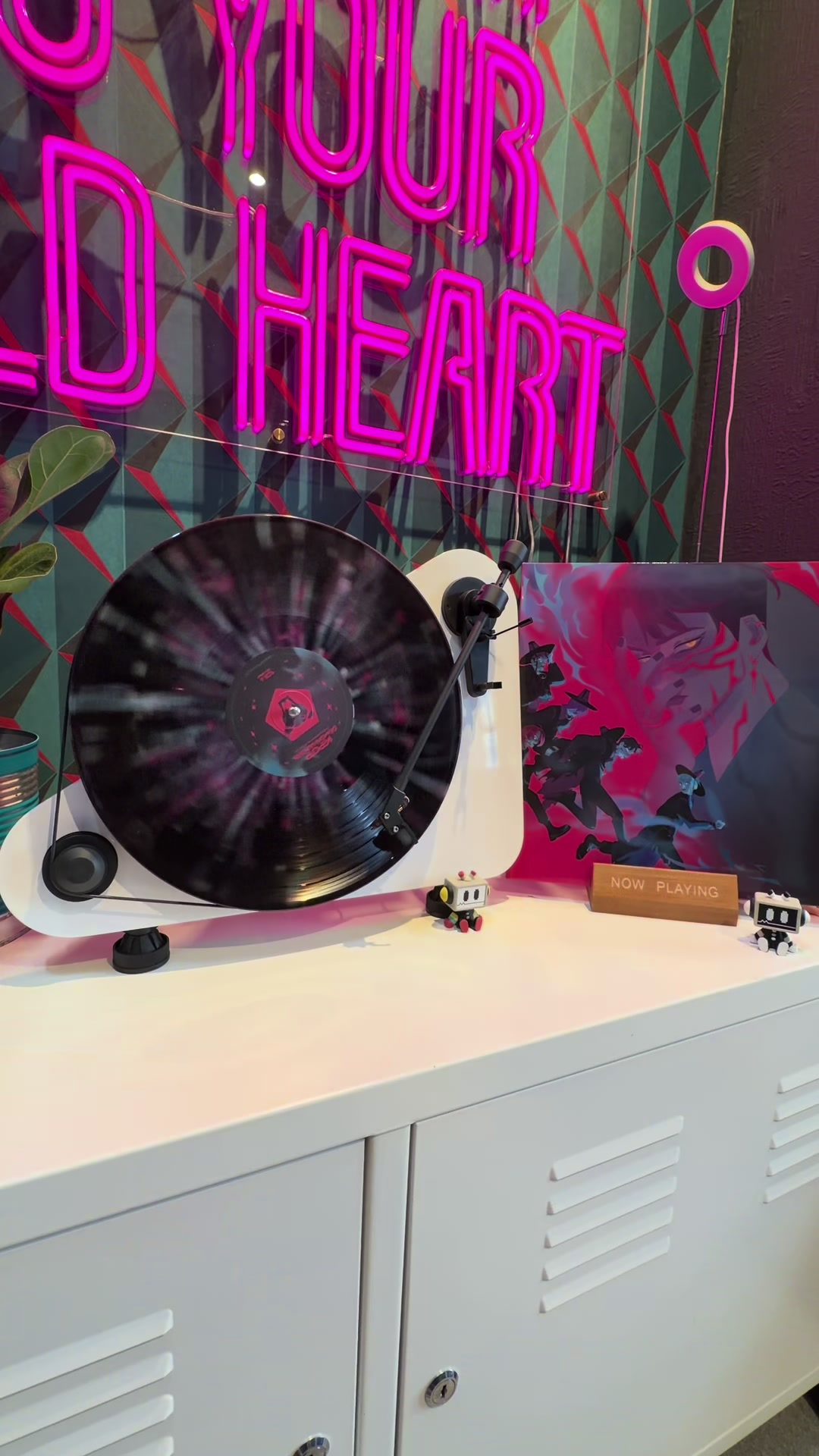 @Scott Spins ๐ง๐ฌ๐น๏ธ๐