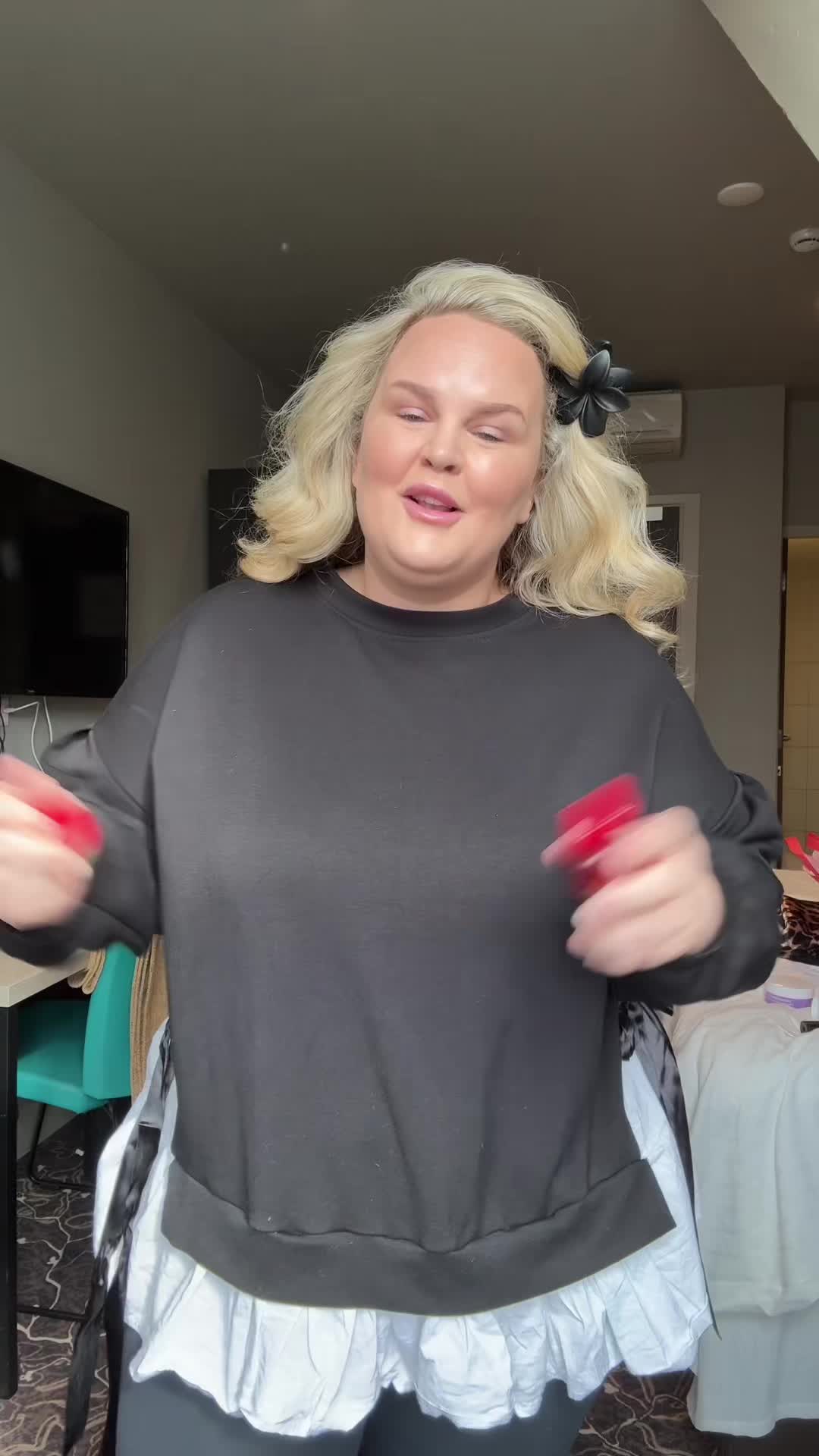 @Dollyholly86