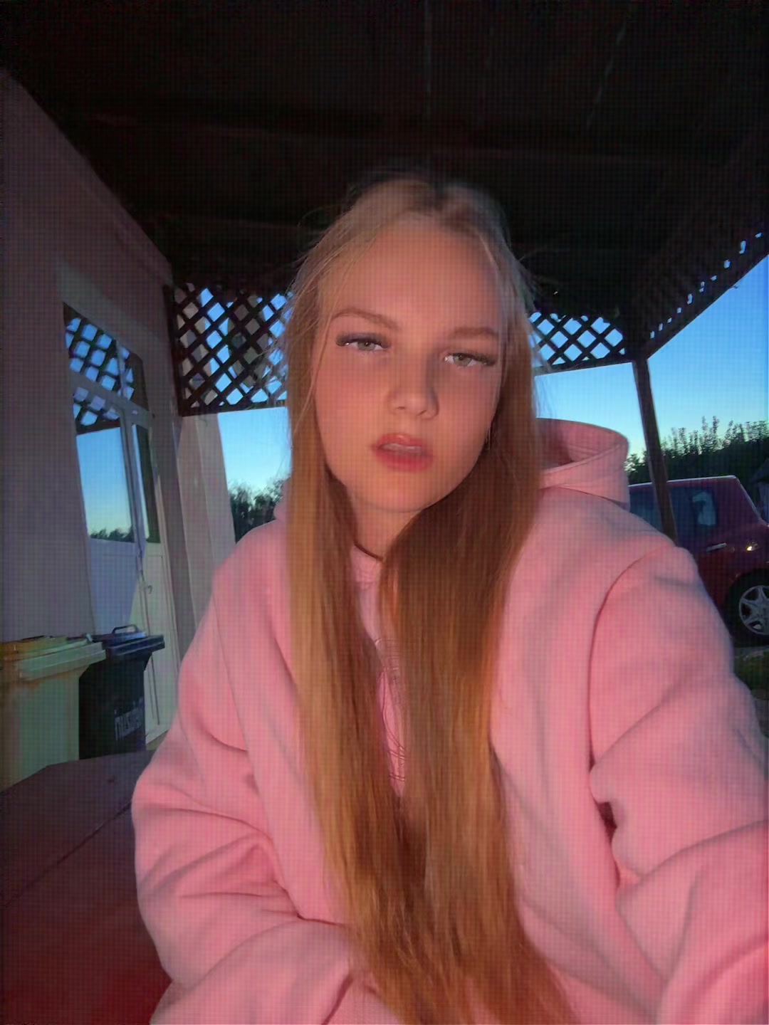 @robertaaa