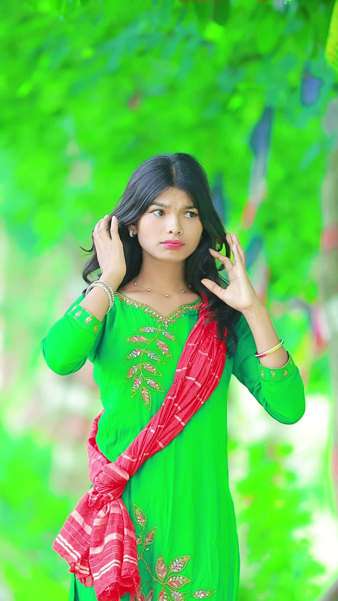 @Bh&oslash;jpuri L&oslash;ver🤤💃💥