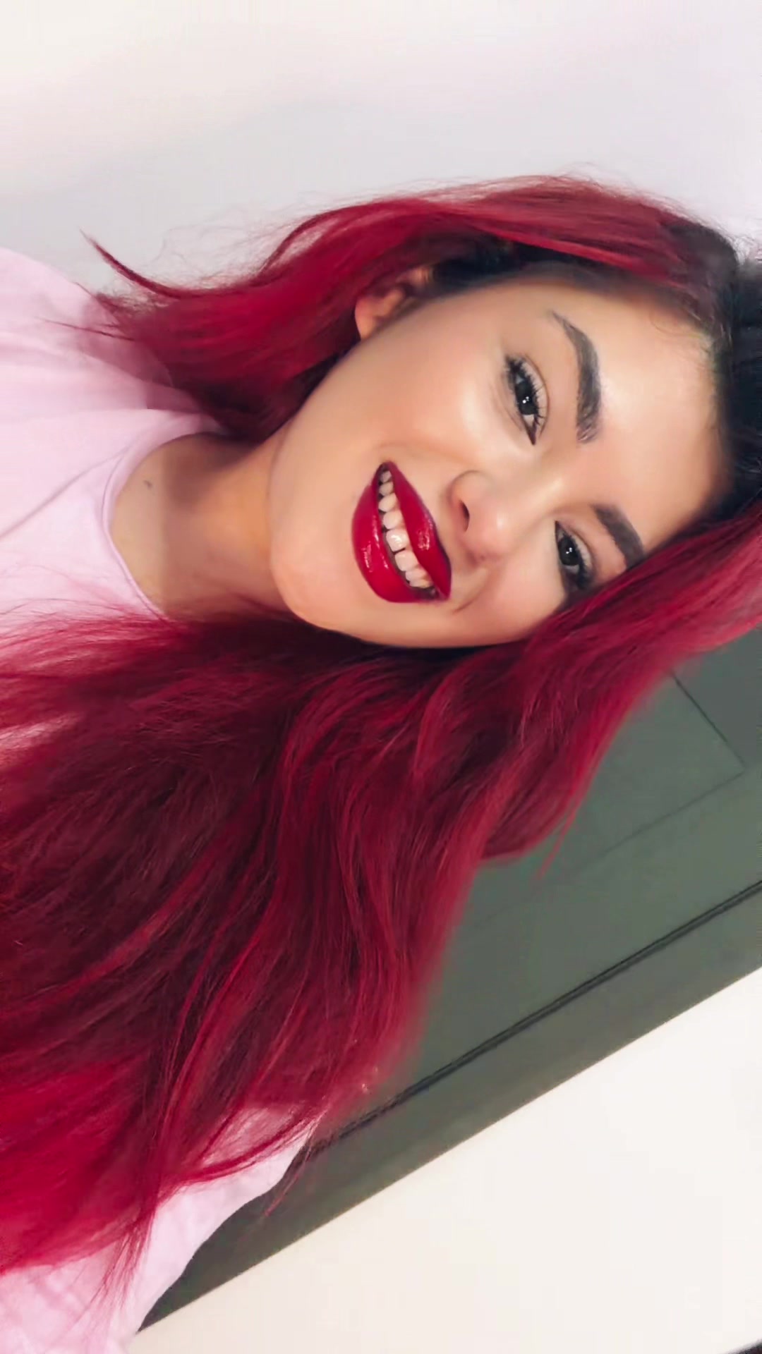 @🖤