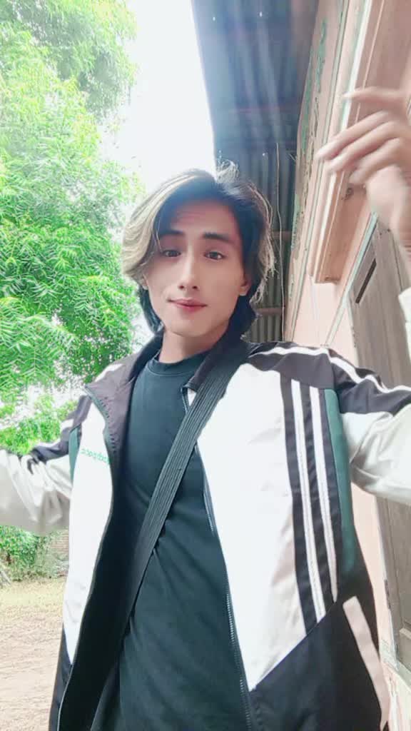 @๐๐แแแบแกแฑแฌแแบ๐๐3.7Mโ
โ