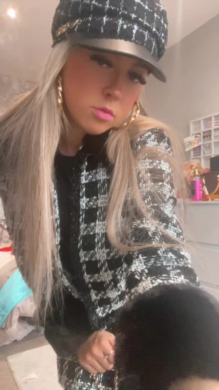 @𝐌𝐀𝐃𝐃𝐈𝐄𝐌𝐀𝐄👸🏼👸🏼