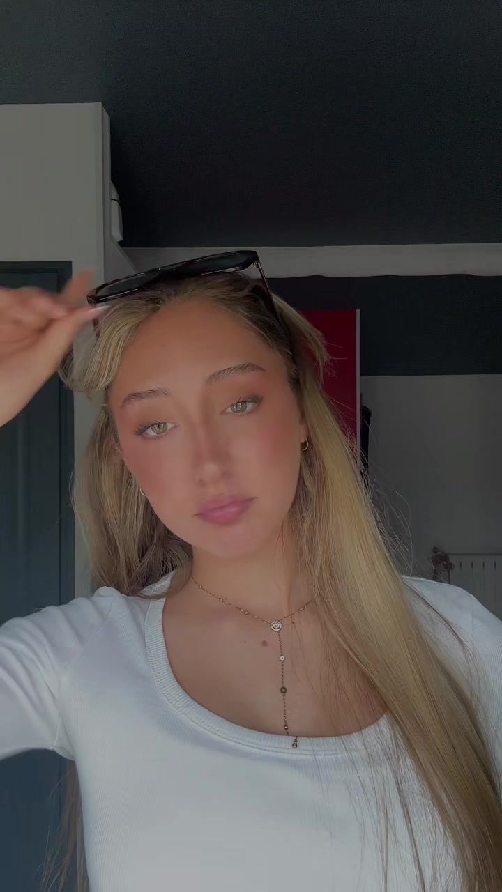 @𝐿𝑎𝑢𝑟𝑦𝑛𝑒 🍒