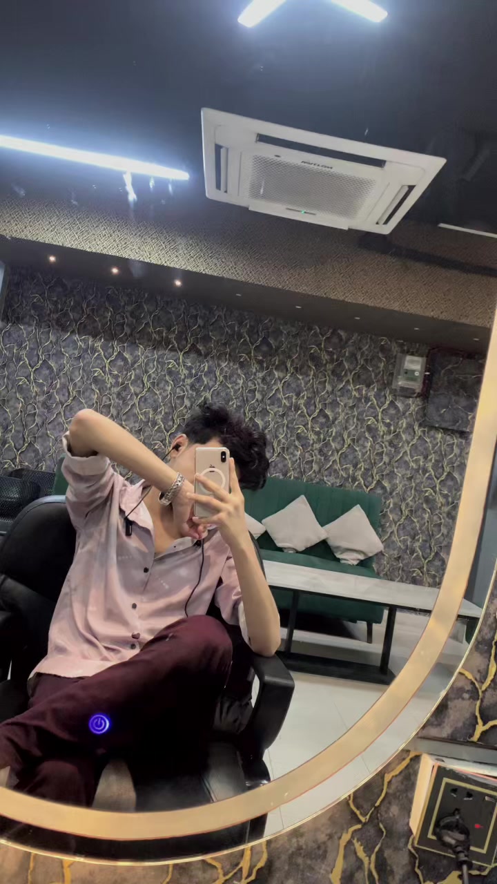 @เผบ๐๐ง ๐ก๐ช๐ฑ๐พ๐ต 001เผป