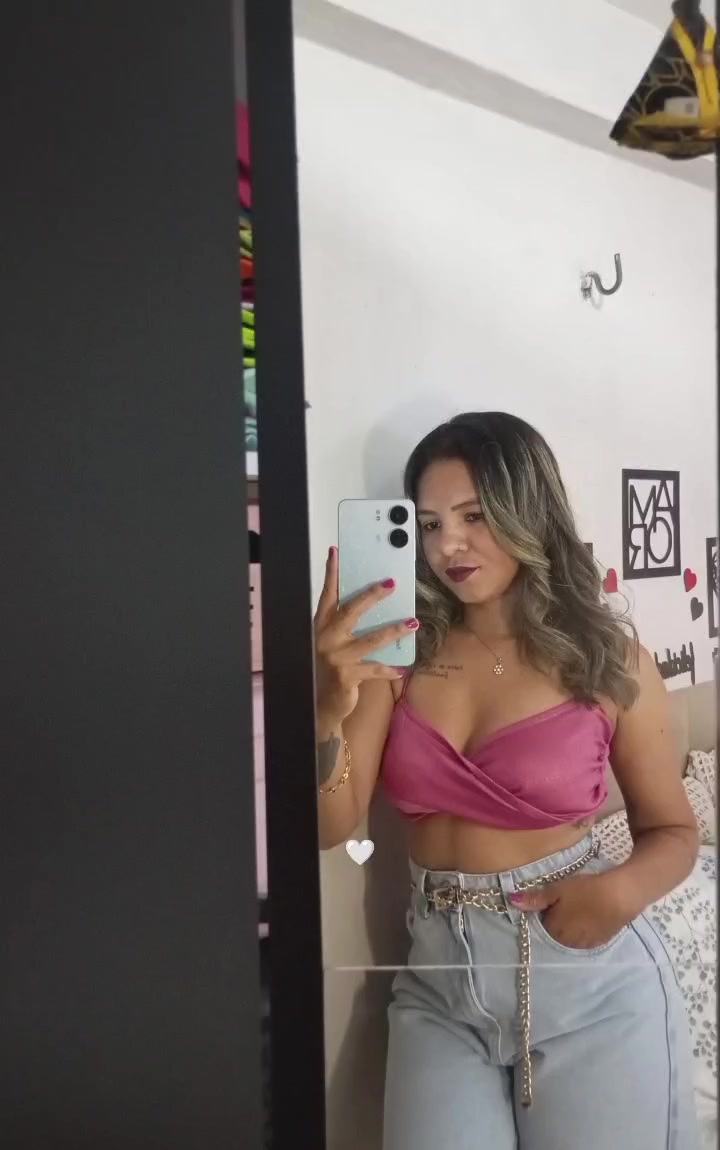 @taise Silva867