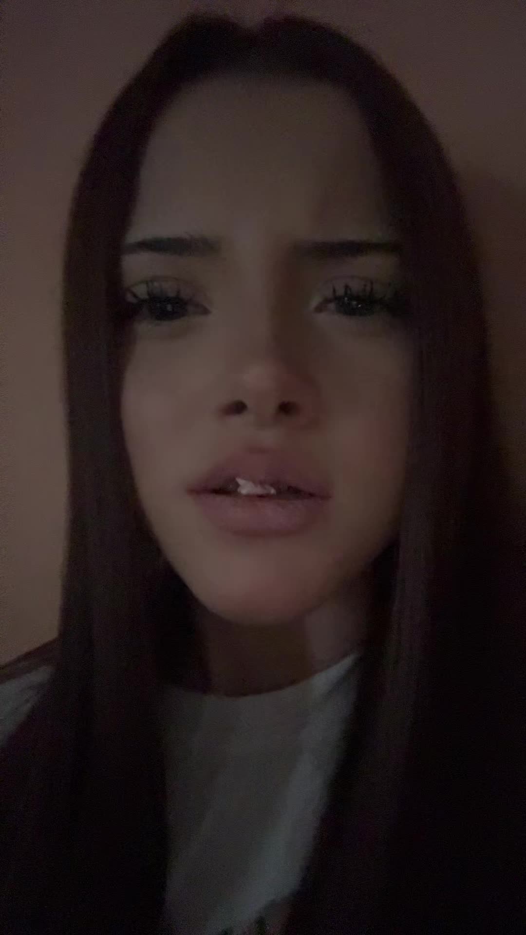 @аделя я