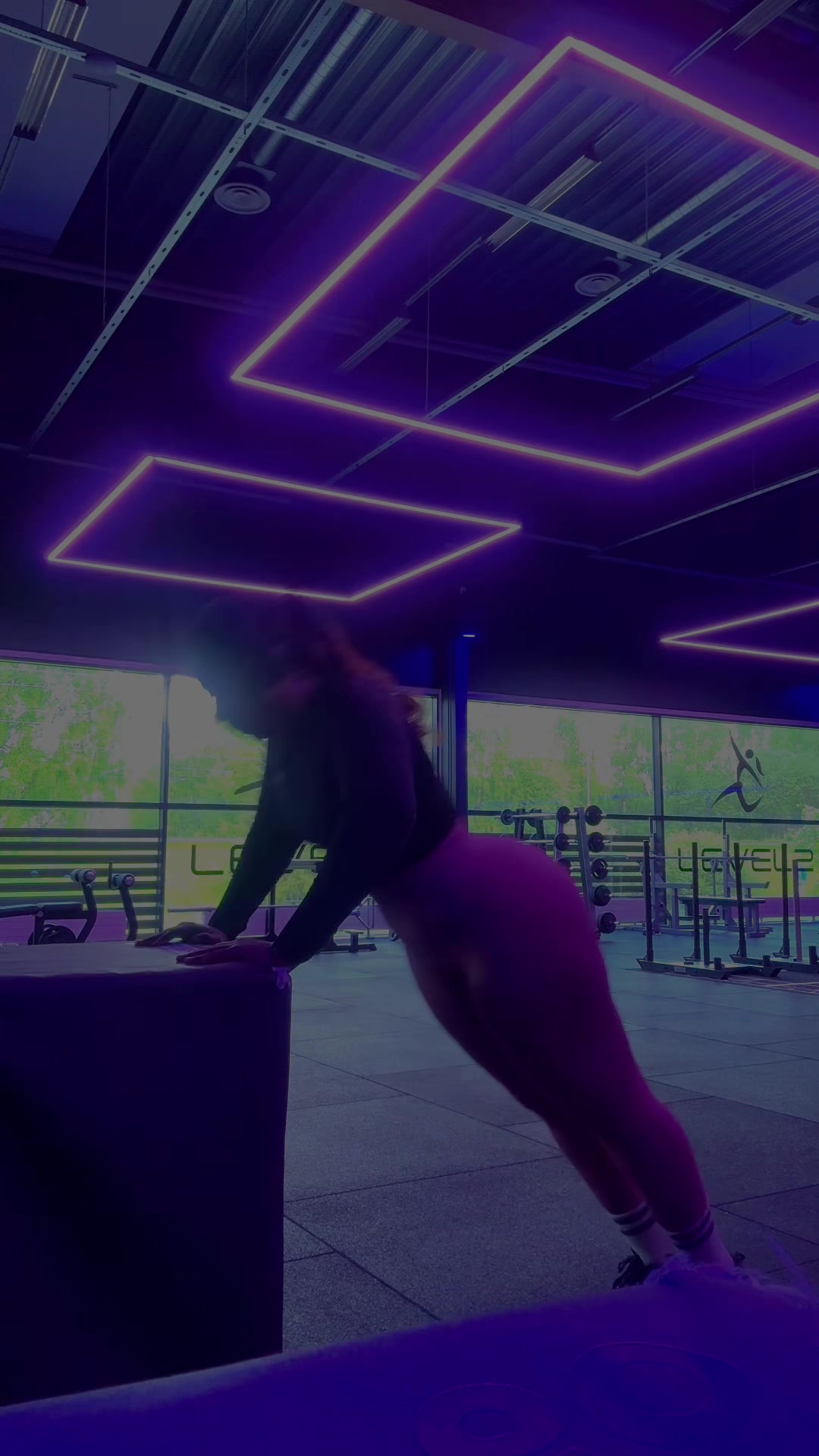 @𝒻𝓁𝒶𝓃𝒿ℴ𝓎1