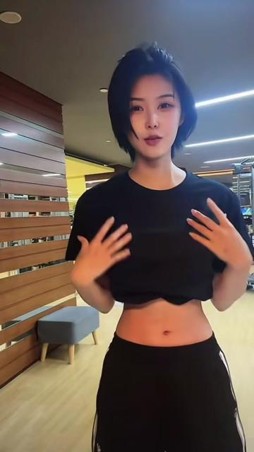 @Cccooo9