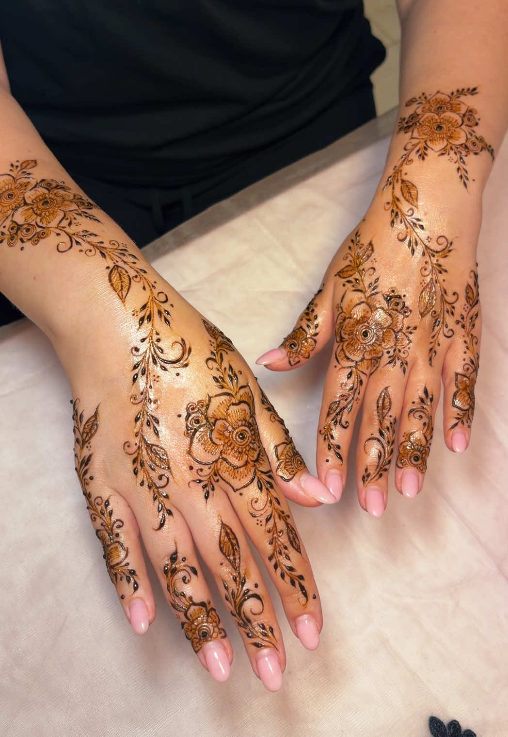 @ਈਸ਼ Mehndi