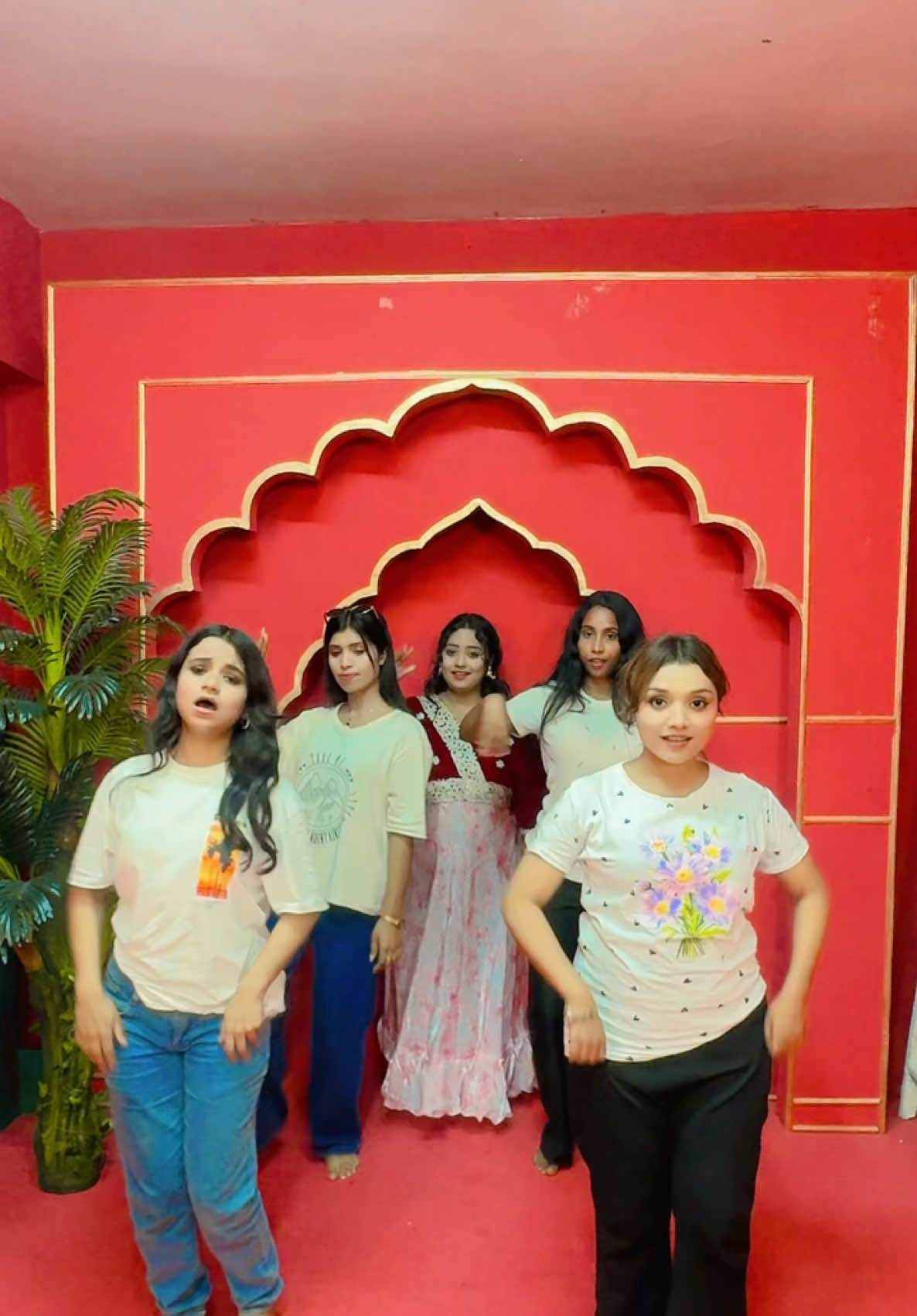 @👑Ms 💫Nupur👑