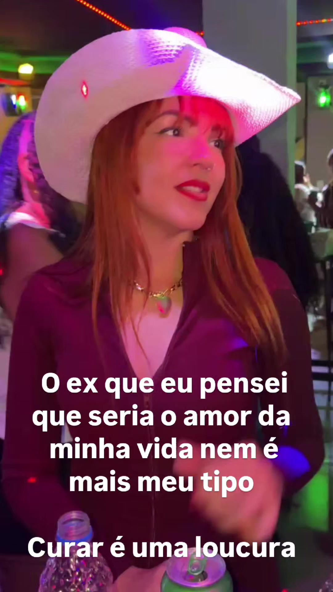 @debora1ofc