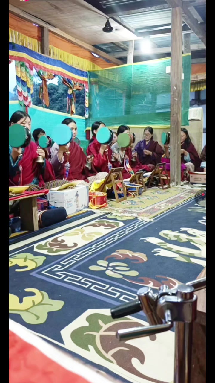 @C_Dema🇧🇹