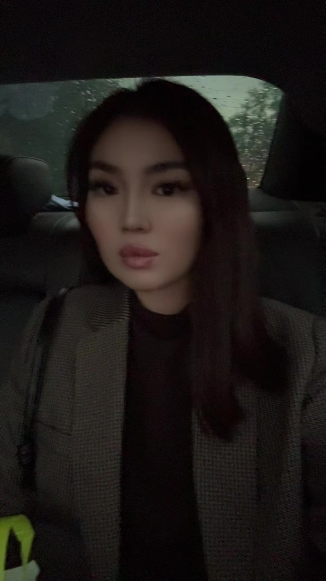 @ayaukaabdu