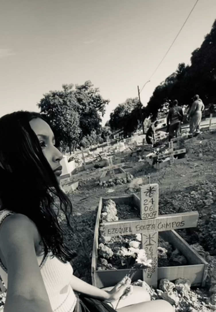 @Layla Souza.⚜️