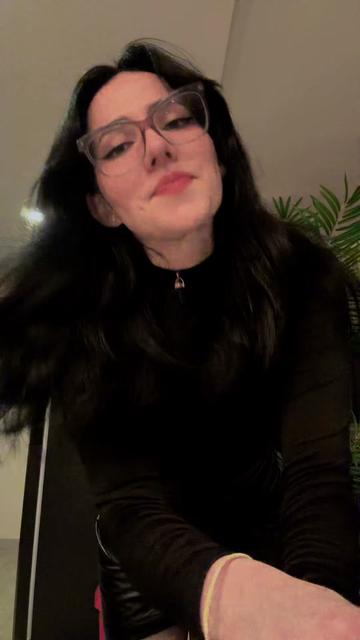 @Isabella Uzcategui (pingui🐧)