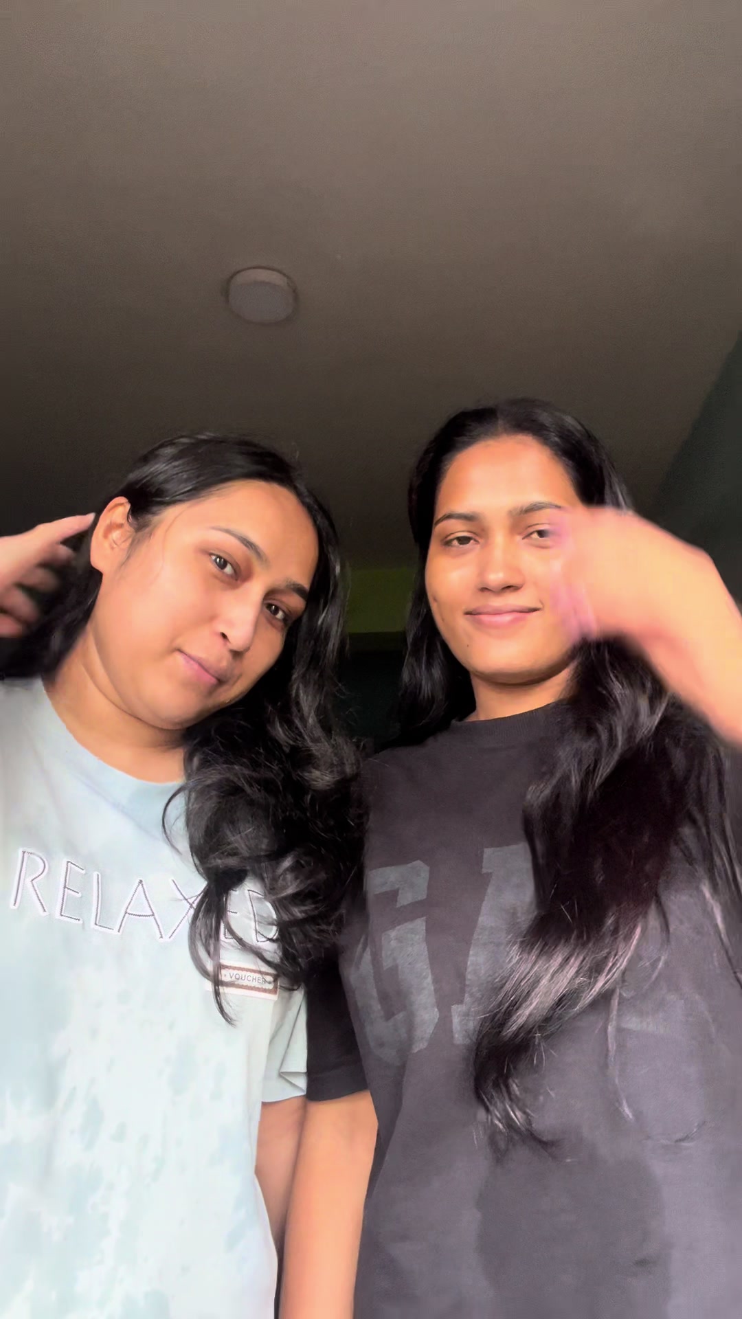 @Dipika✨💫🎶