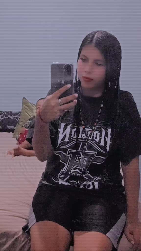 @Karen Arista👠🤠