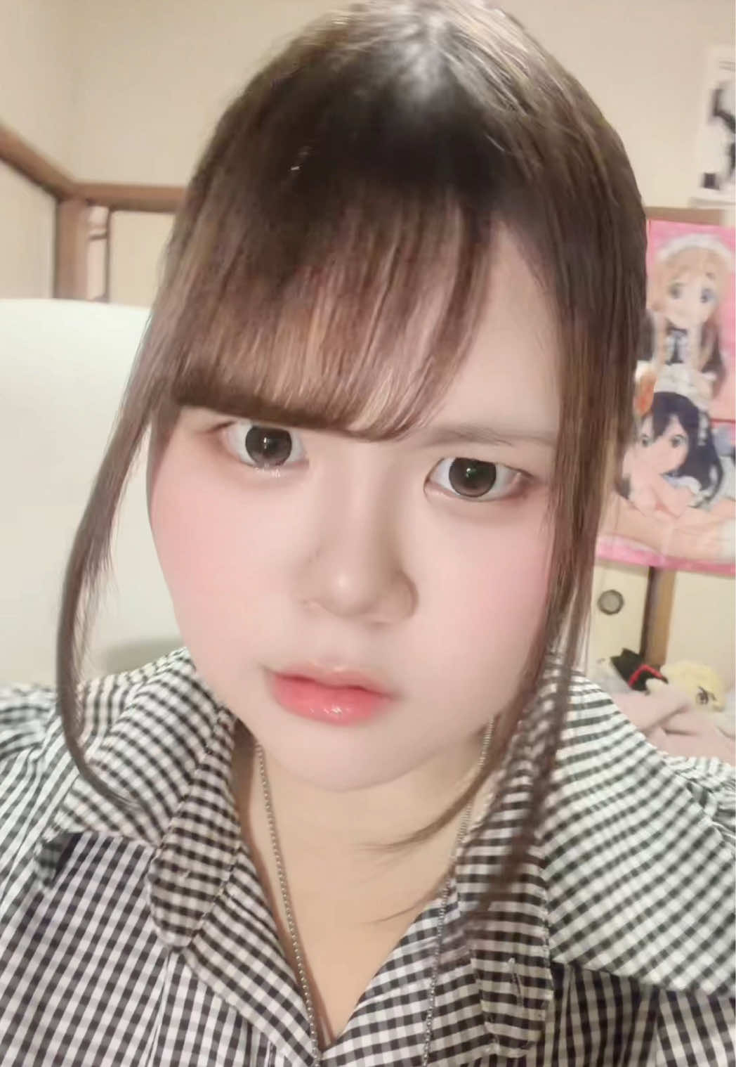 @すずきゆりあ