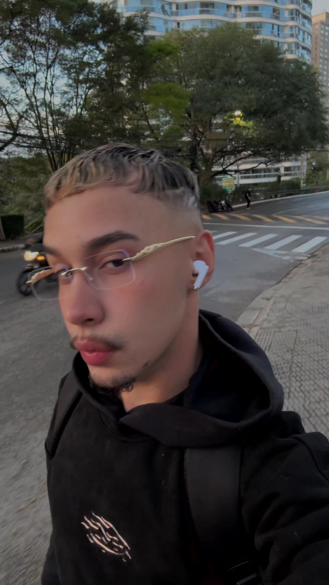@vini