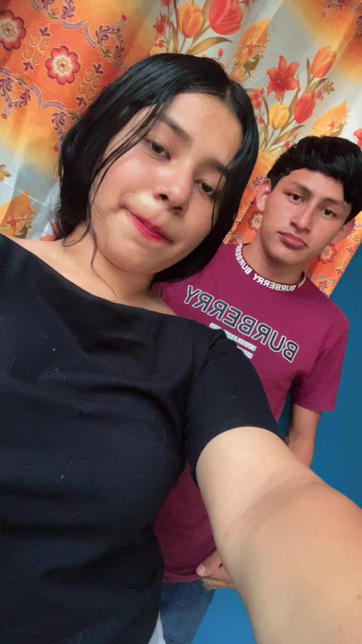 @Si me sigues te sigo 😍😌😭