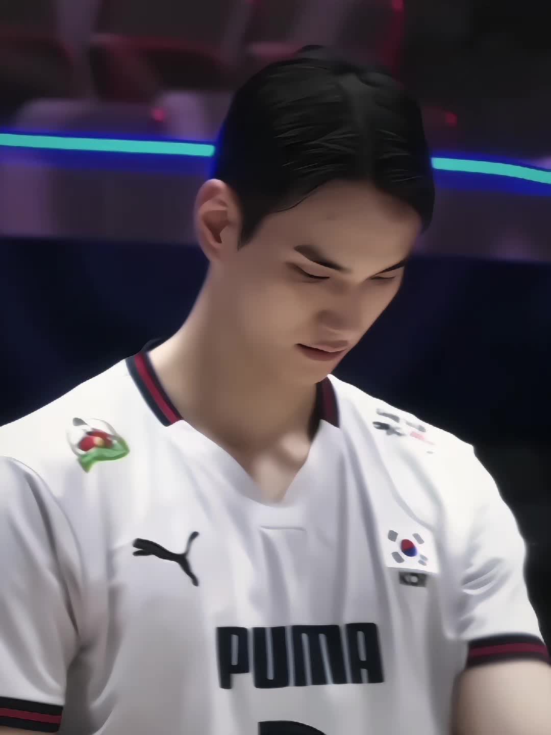 @๐ฐ๐น๐ผ๐๐ฑ๐ป๐ต๐ฒ