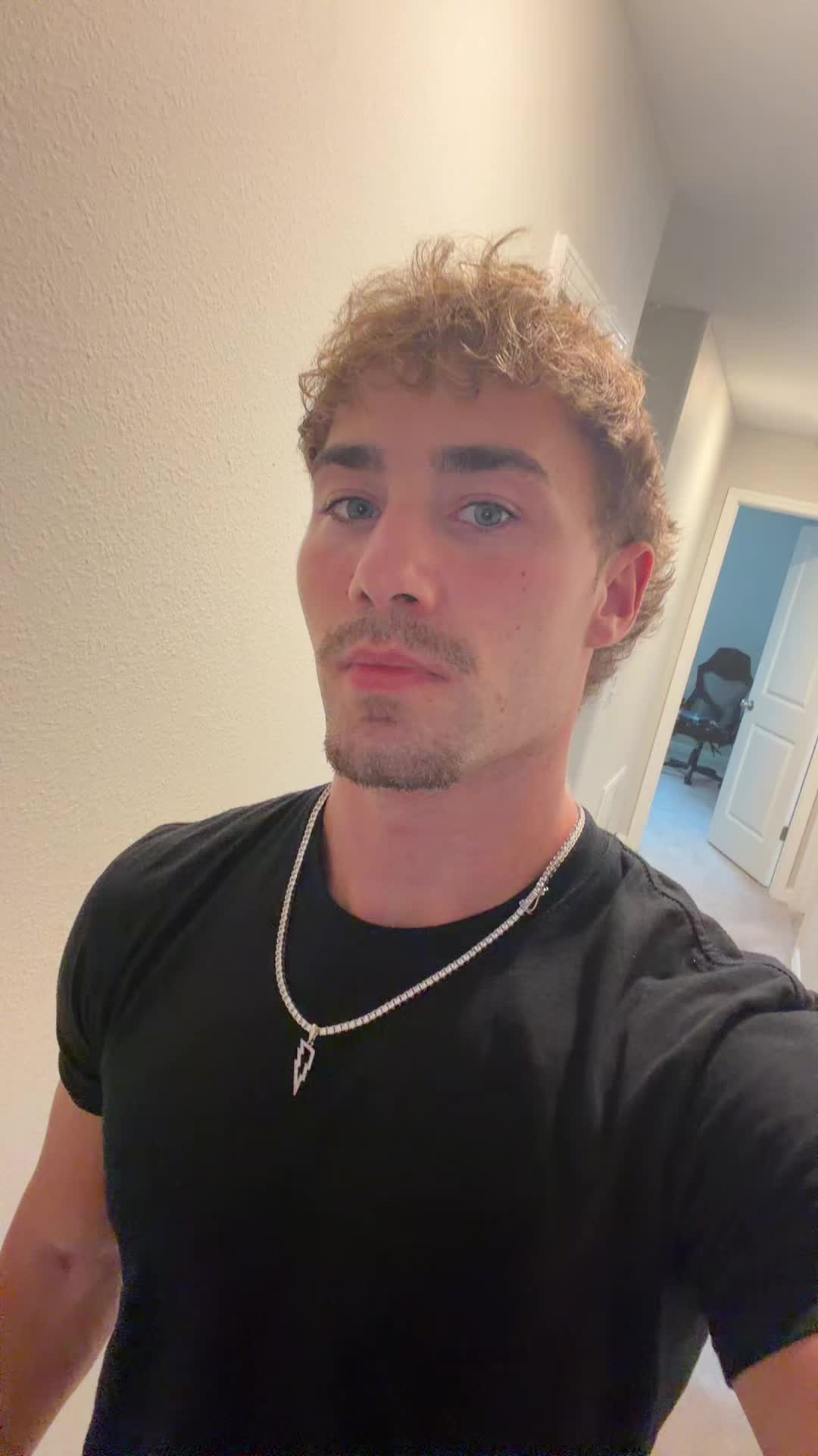 @keenan🦈