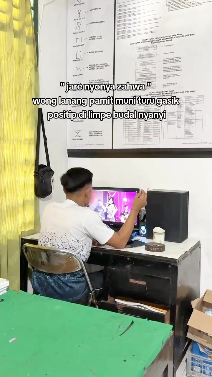 @๐๐๐๐๐๐๐๐ ๐๐๐๐ผ๐